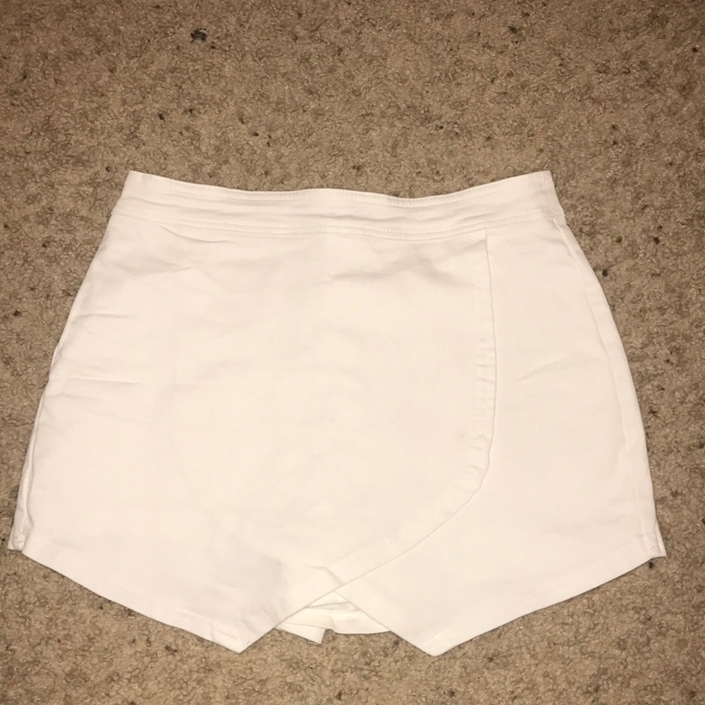 White skort